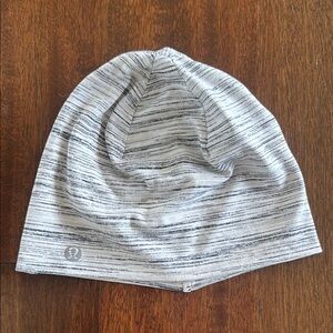 lululemon athletica Gray Striped Running Beanie NWOT